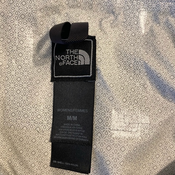 COPY - The North Face Hyvent Rain Jacket - Picture 3 of 5